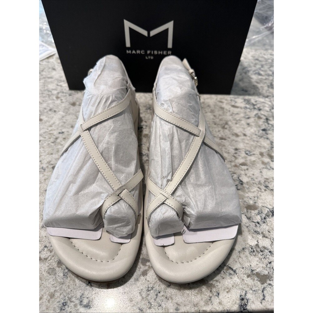 Marc Fisher LTD Sandals Womens Size 11 White Gerty Leather Strappy Flat NEW Box